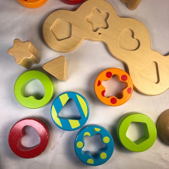 ELC Shape Sorting Caterpillar Wooden Puzzle - Picture 4 of 8